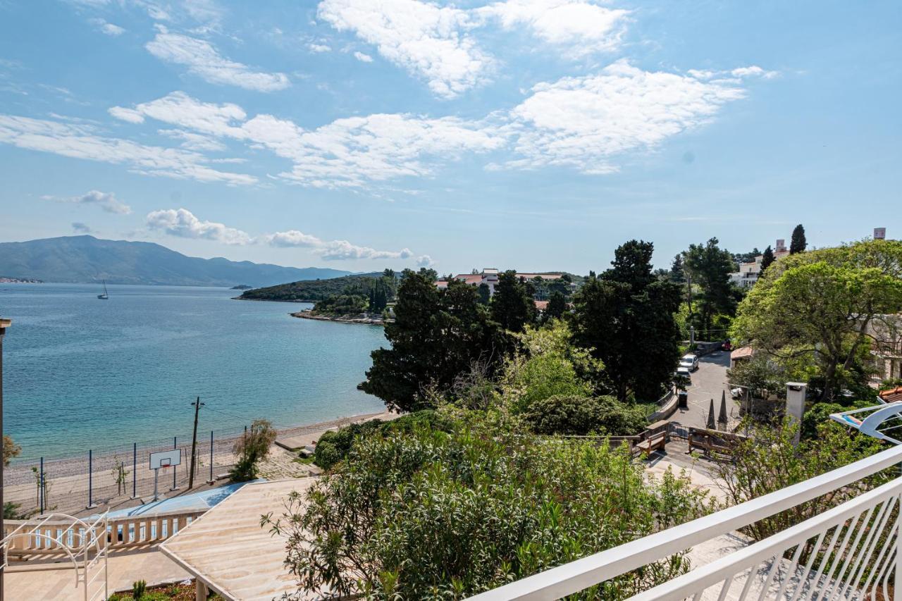 Apartments By The Sea Korcula - 10051 Exteriör bild