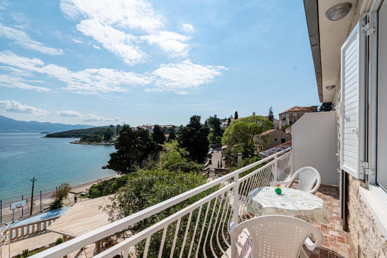 Apartments By The Sea Korcula - 10051 Exteriör bild