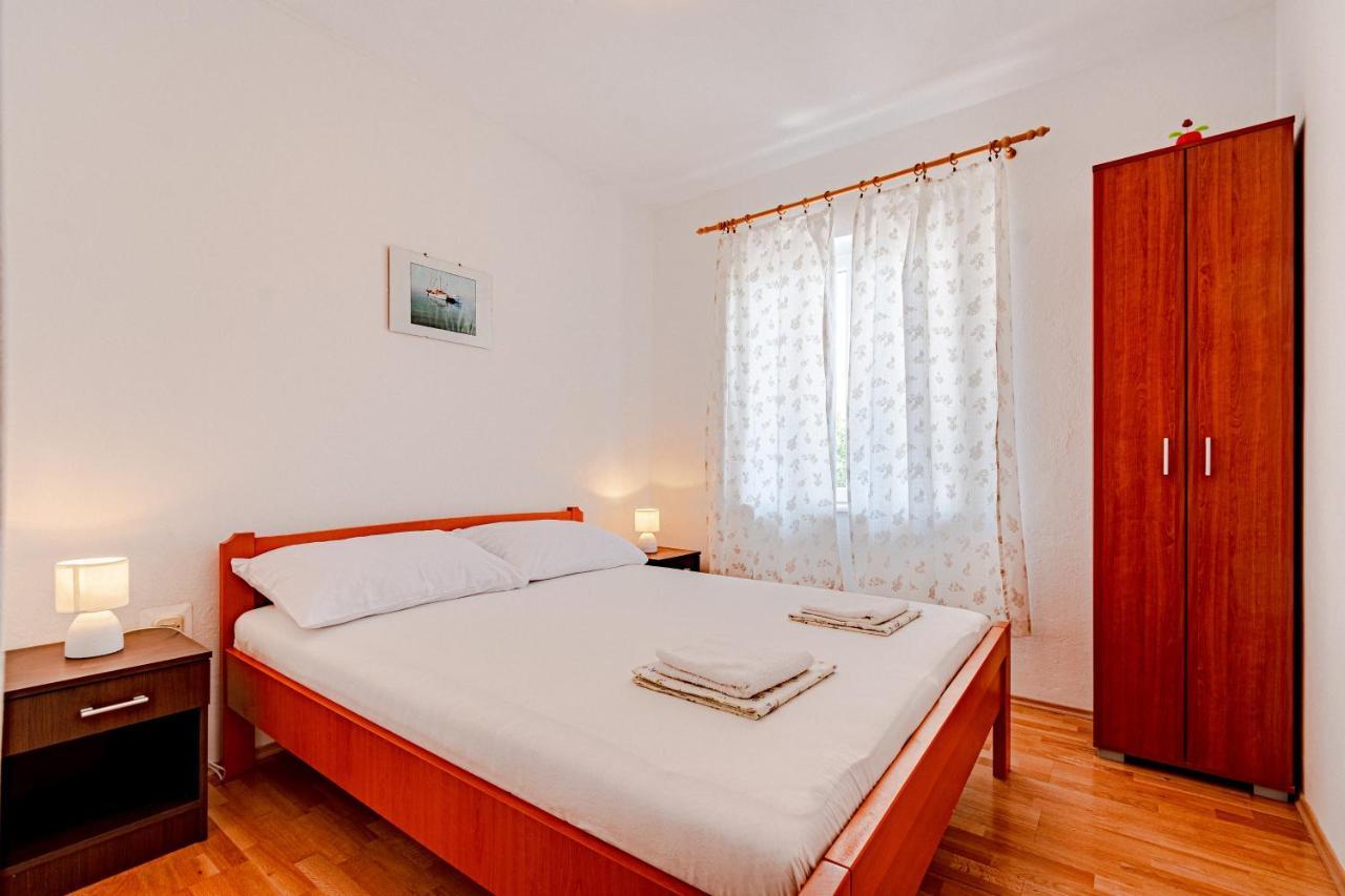 Apartments By The Sea Korcula - 10051 Exteriör bild